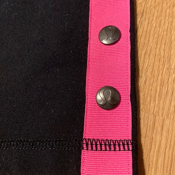 Lululemon leggings - Picture 2 of 5